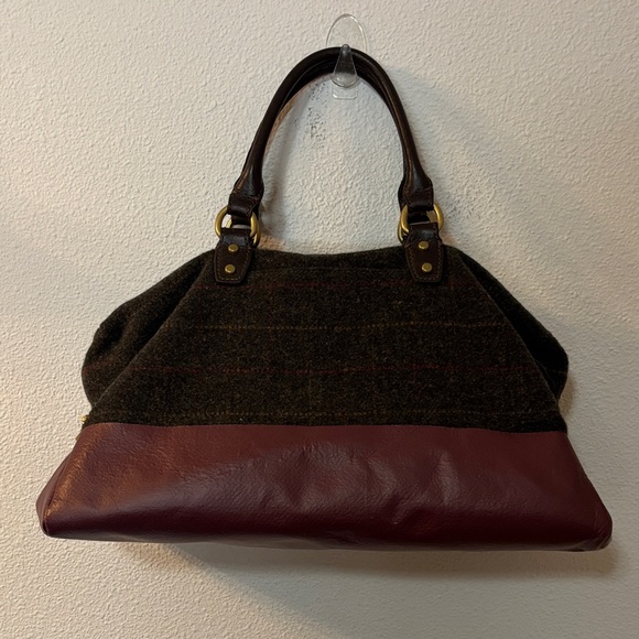 Fossil Elegant Two-Tone Leather and Fabric Women's Bag - Picture 1 of 9